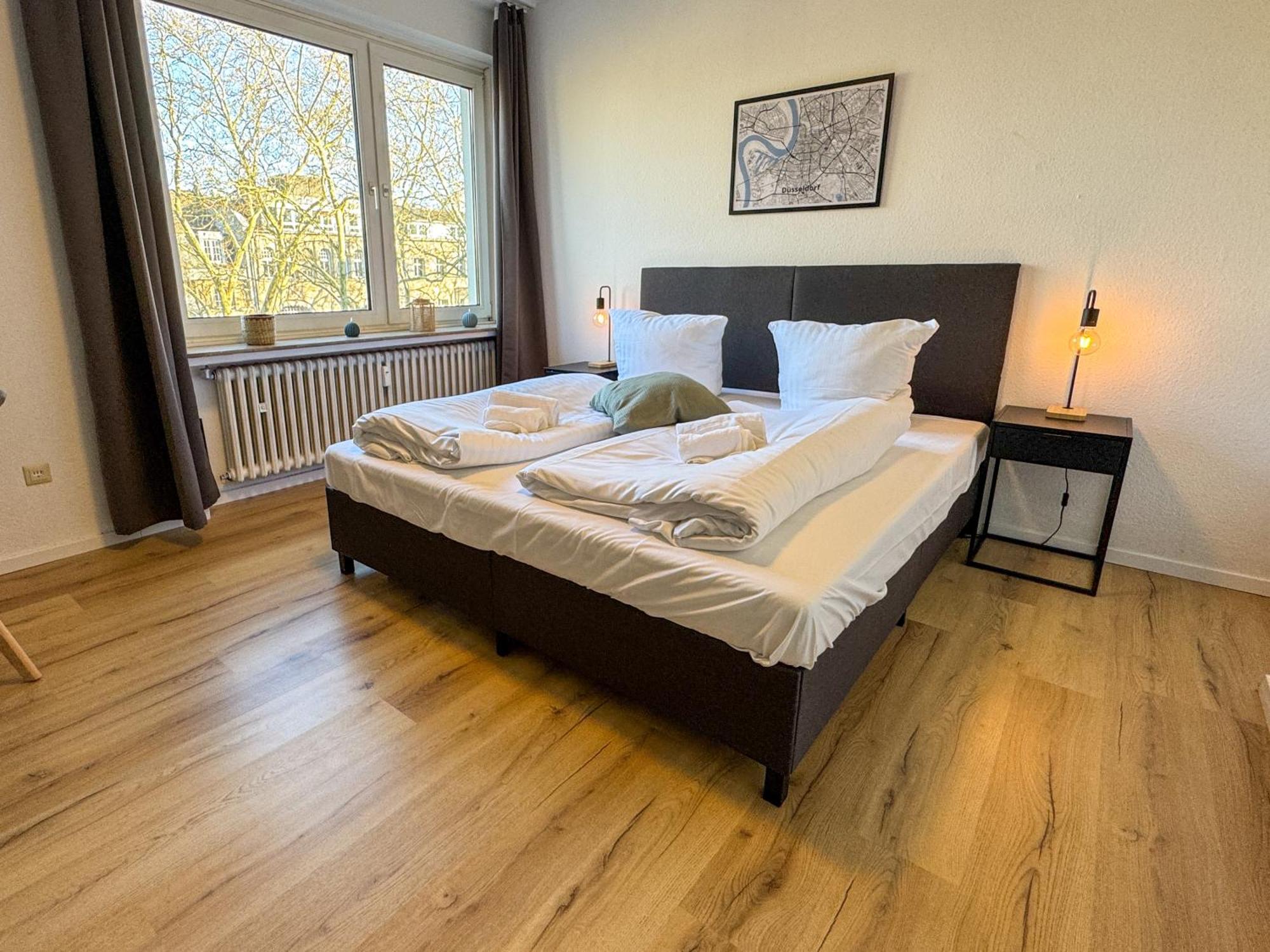 Apartment Duesseltal Messe 100Qm Düsseldorf Exteriér fotografie